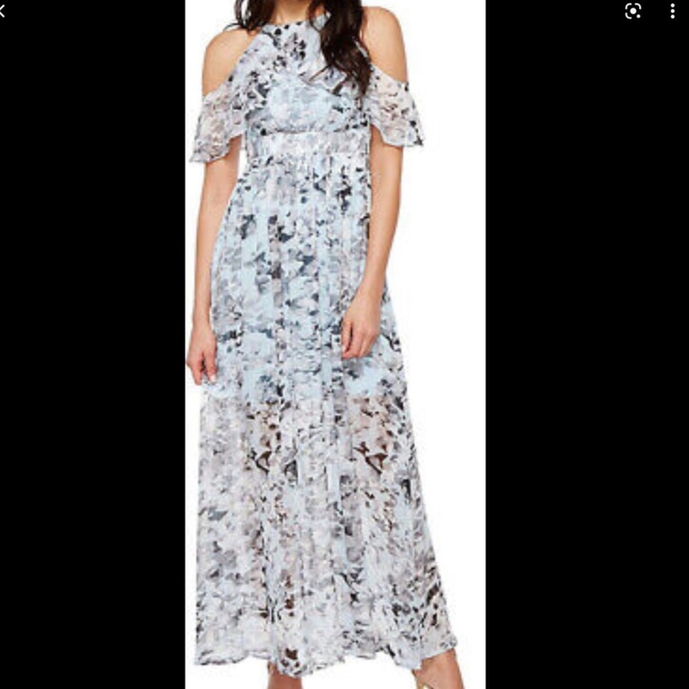 Vince Camuto Women Printed Maxi Dress Size 4 Wedding Guest Chiffon Cold Shoulder